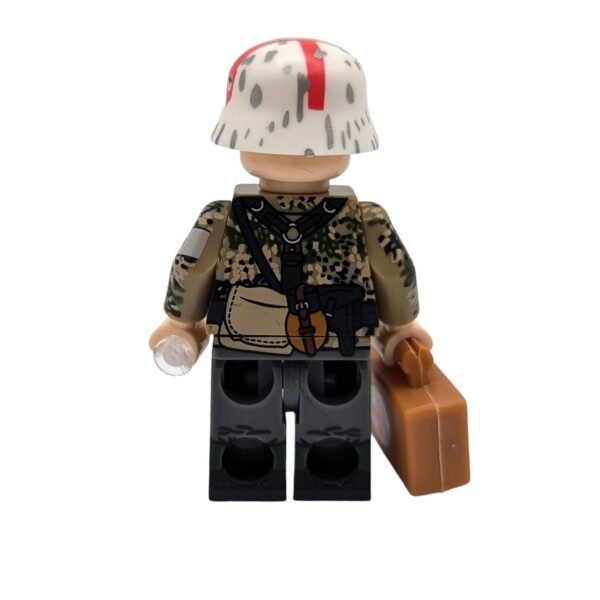 German Army Medic Winter Woodland Patten (Single) - Image 3